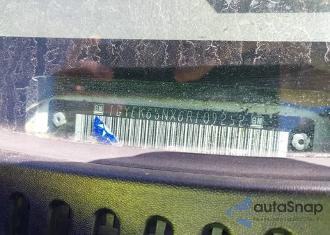 2006 Cadillac Escalade Standard z USA, uszkodzony, nr VIN 1GYEK63NX6R109252